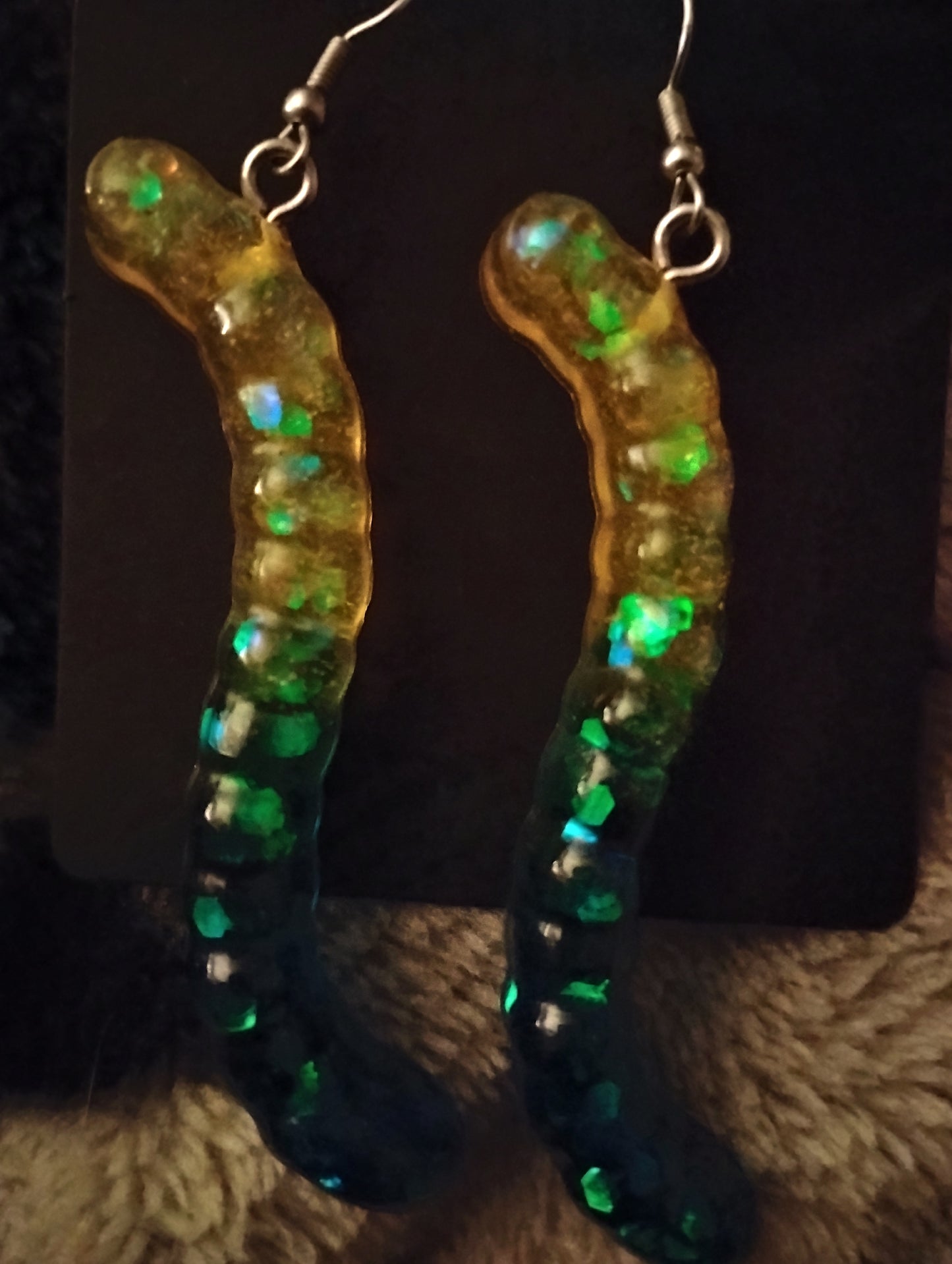 Resin gummy worms