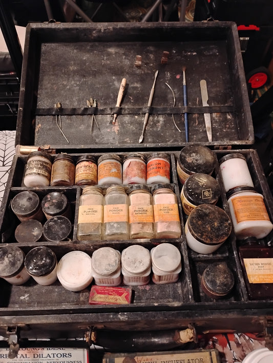 Vintage mortuary kit