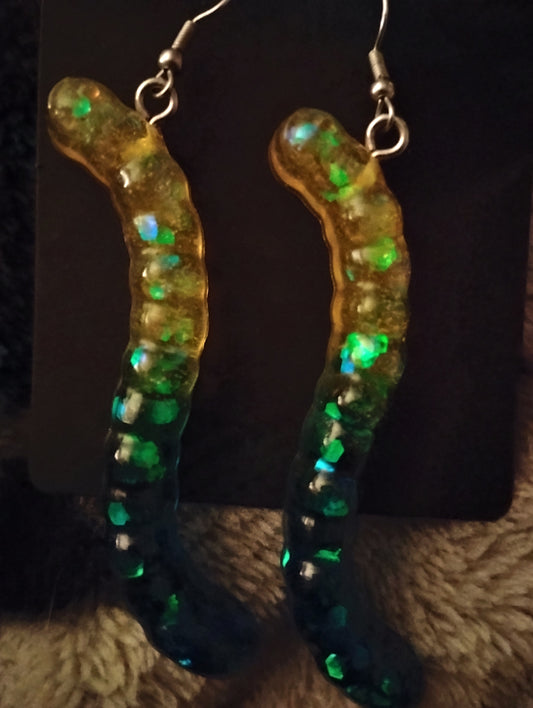 Resin gummy worms