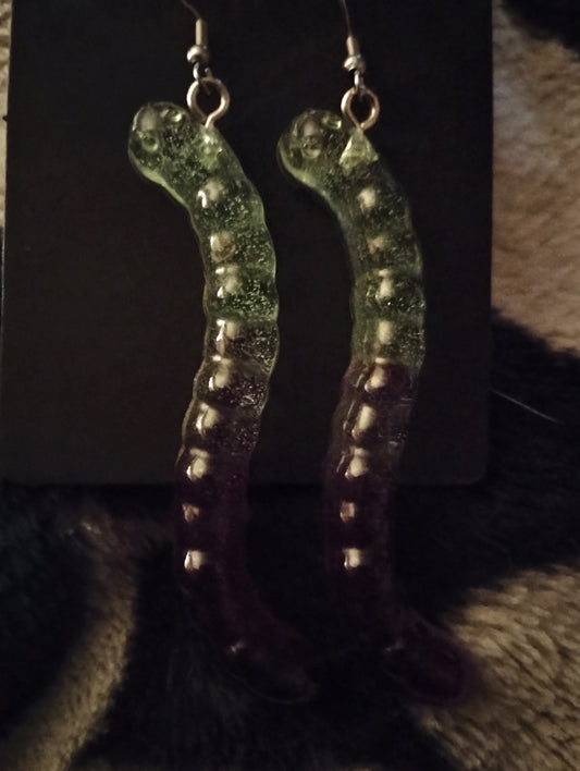 Resin gummy worms